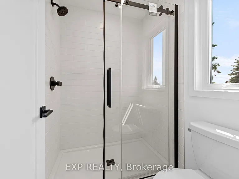 495 Duvernay Dr — Photo 41