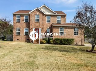 1129 Matheus Dr, Murfreesboro, TN 37128