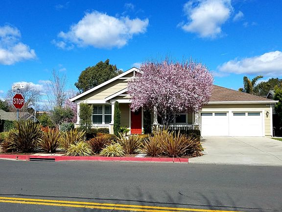 5th image of 972 Capitola Dr