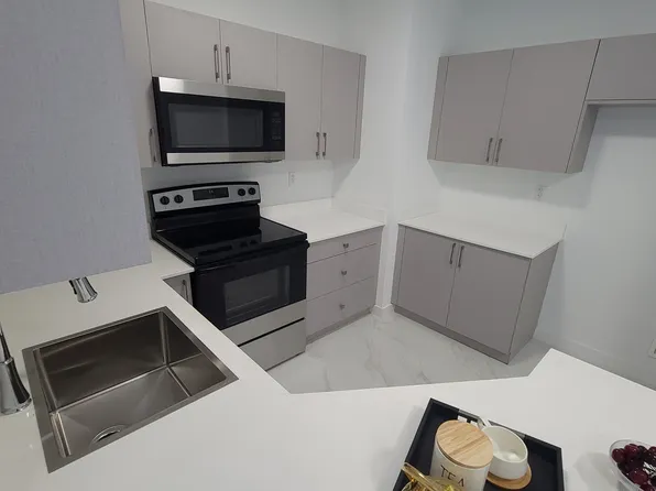 674 E 24th St #B2, Hialeah, FL 33013