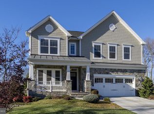 121 Cherry Cir SW, Vienna, VA 22180