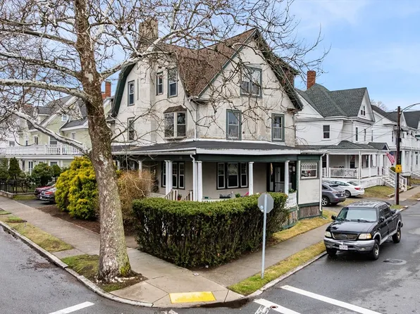 201 Ocean St #1, Lynn, MA 01902