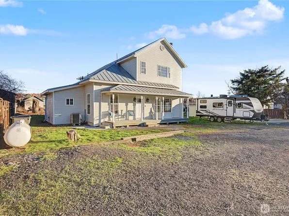 225 S D Street, Washtucna, WA 99371