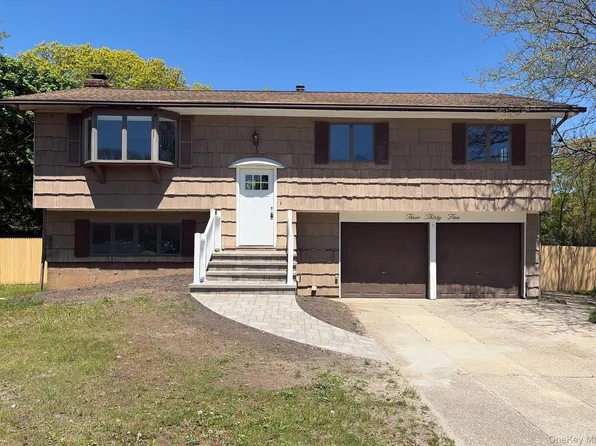 335 Babylon Street, Islip Terrace, NY 11752