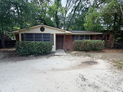620 E Jane St Photo 1
