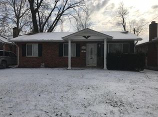 10376 Lackland Rd, Saint Louis, MO 63114