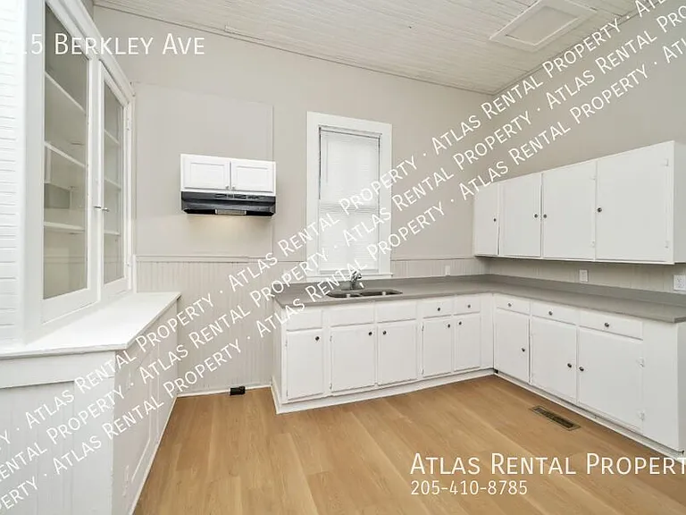 1715 Berkley Ave — Photo 17