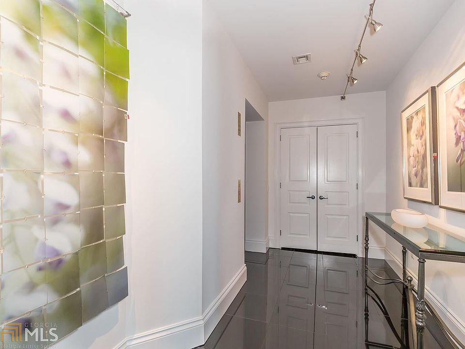1st image of 750 Park Ave NE APT 23W