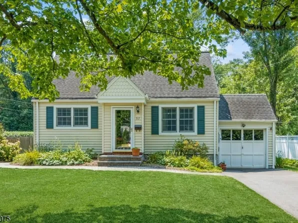 57 Commonwealth Ave, New Providence, NJ 07974