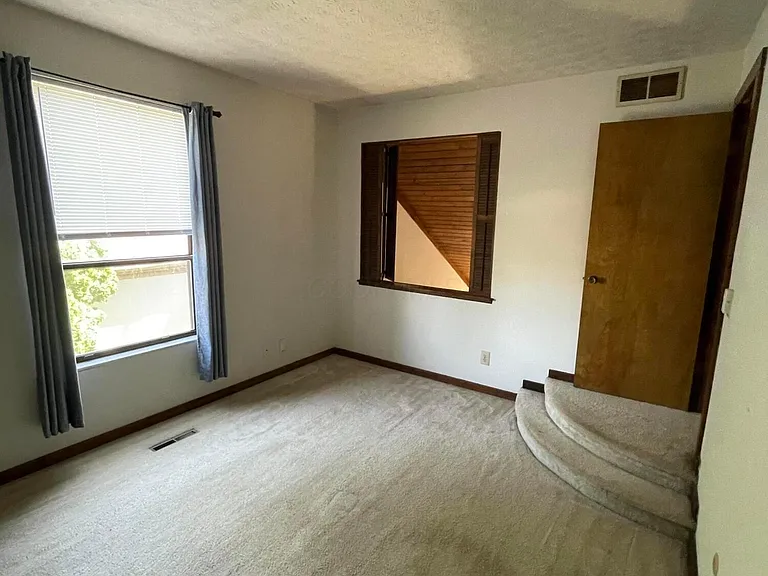 6378 Chippenhook Ct — Photo 19