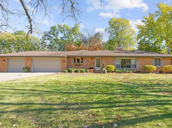 10035 Mound Spring Ter, Minneapolis, MN 55420