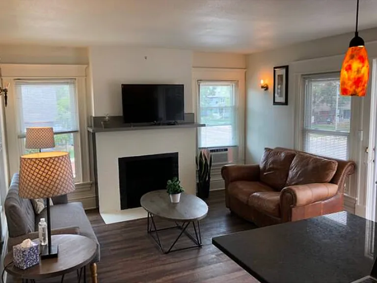 1101 N Weber St — Photo 4