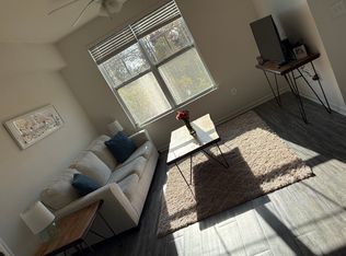 117 Jocelyn Ln APT 304, Mooresville, NC 28117