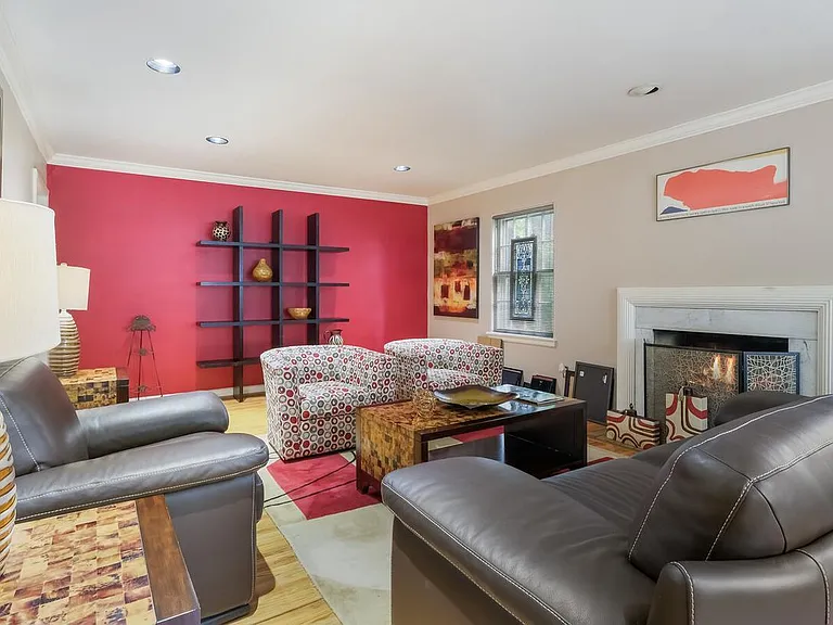 646 Green Briar Rd — Photo 5