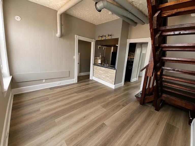 2385 Wheeler St #2 — Photo 3