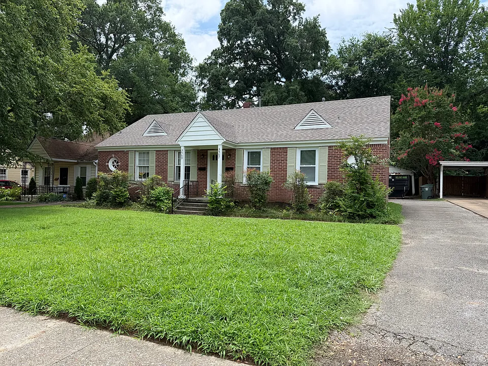 3567 Cowden Ave