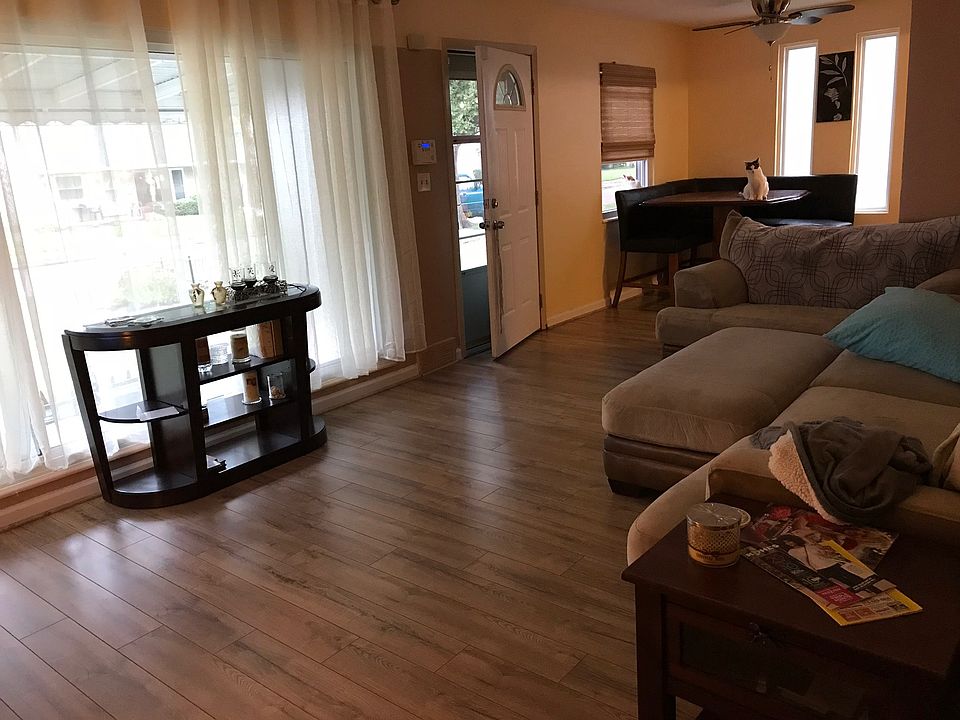 1st image of 13725 Leroy Ave