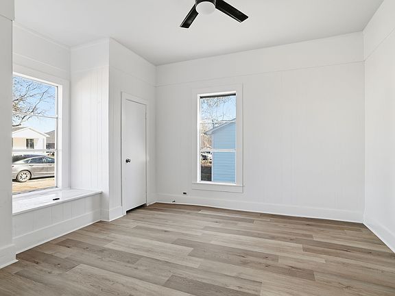 5th image of 604 E Morton St