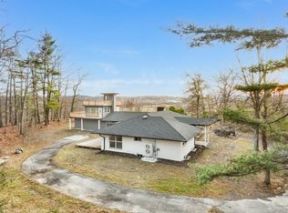 233 Forest Hill Drive, Kingston, NY 12401