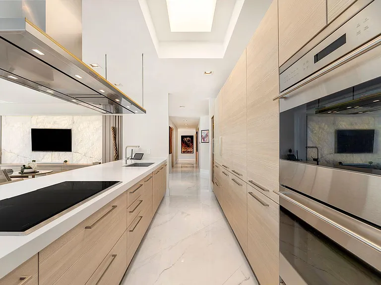 17301 Biscayne Blvd #Penthouse 7 — Photo 13