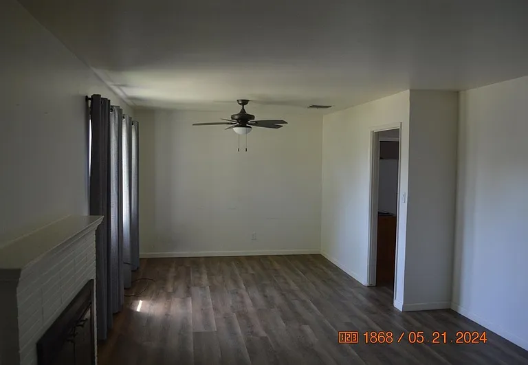 930 S Rose St — Photo 26