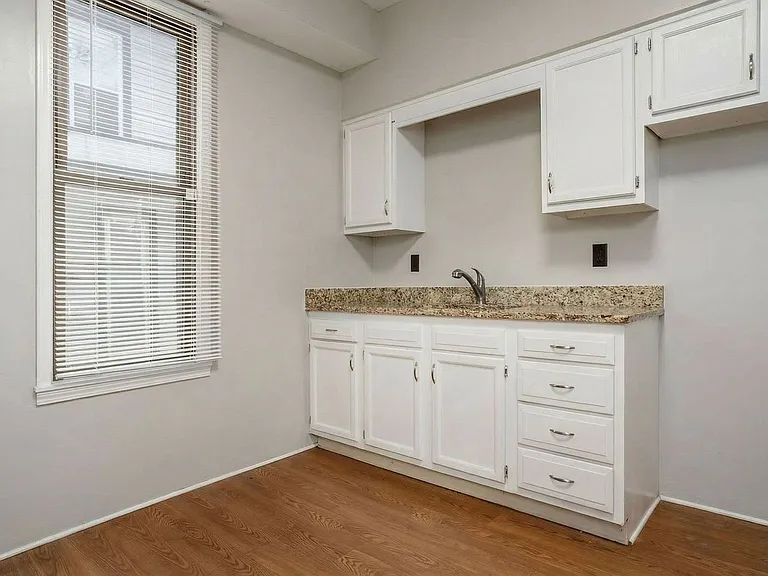45 McMillen Ave — Photo 4