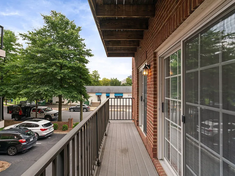 3428 Wilson Blvd — Photo 24