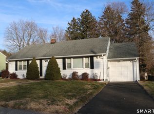 69 Rentell Rd, Hamden, CT 06514