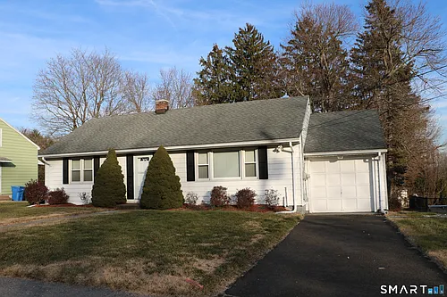 69 Rentell Rd Photo 1