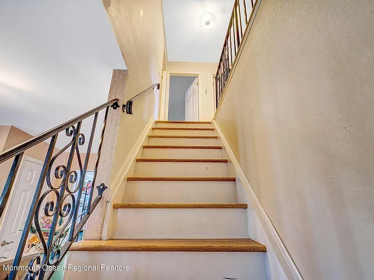 98 Oak Ridge Pkwy — Photo 21
