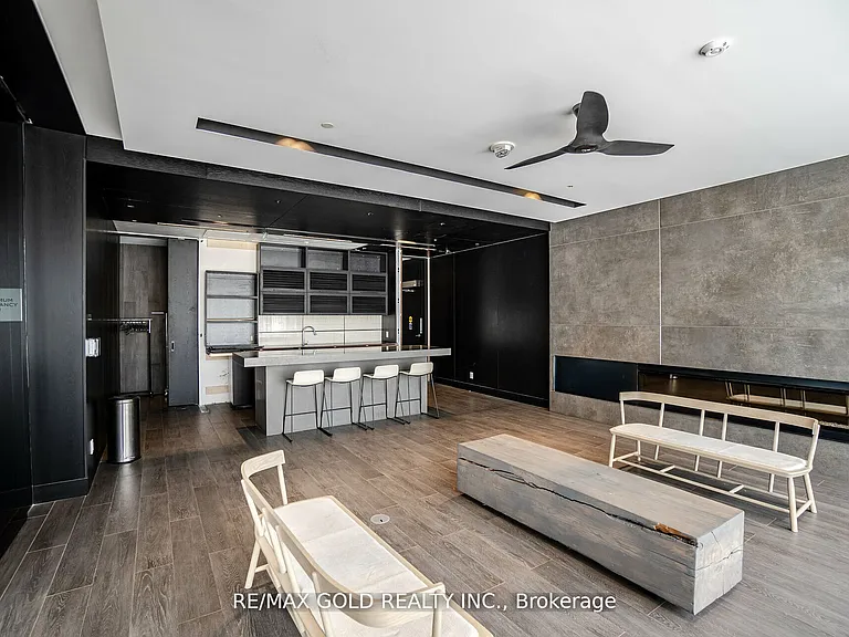 1255 Bayly St #LP03 — Photo 30