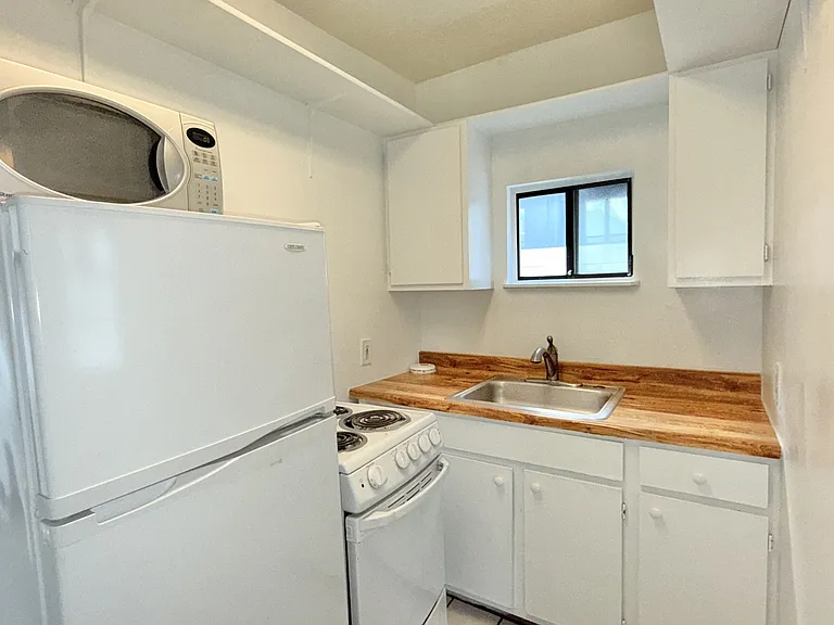 ALL UTILITIES INCLUDED!