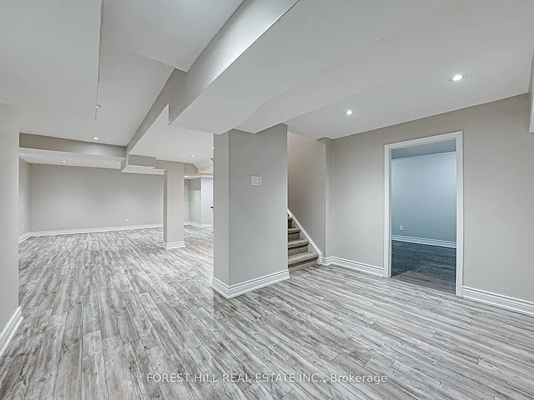 300 Conley St — Photo 30
