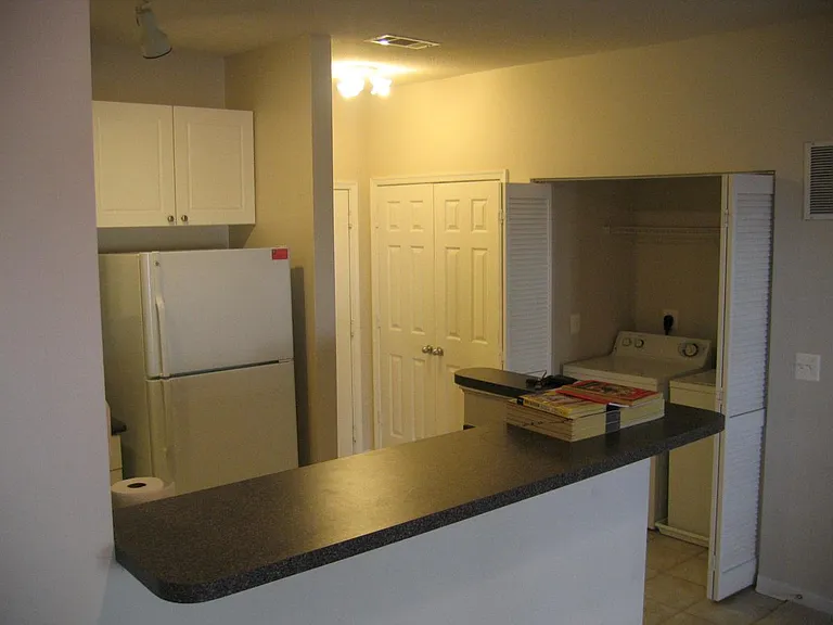 2791 Centerboro Dr #182 — Photo 12