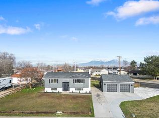 3475 S Bluff Rd, Syracuse, UT 84075