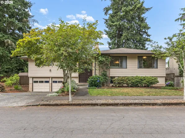 15120 SE Franklin St, Portland, OR 97236