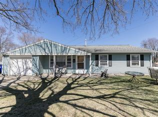 4980 Kesler Rd NW, Cedar Rapids, IA 52405