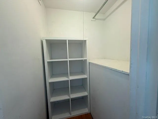86 W Mombasha Rd — Photo 14