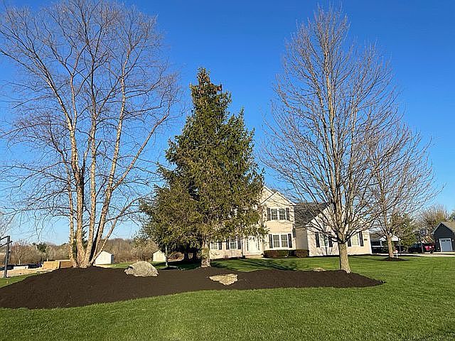 1st image of 3675 Windsong Dr