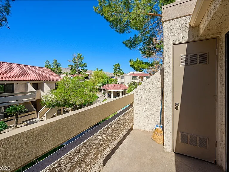 3770 Desert Marina Dr #52 — Photo 38