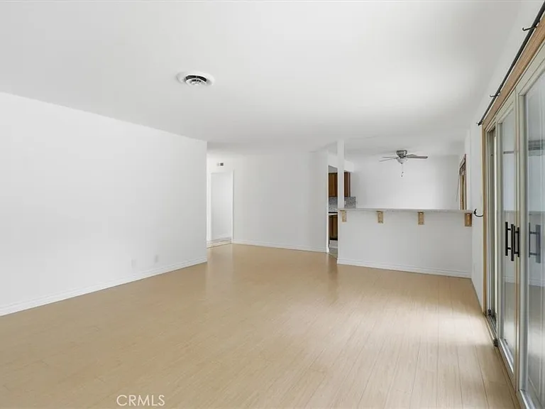 577 Houston Dr — Photo 7