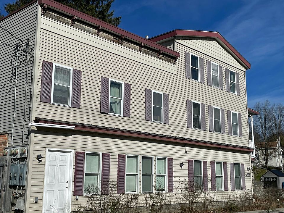 1st image of 61 Gates Ave
