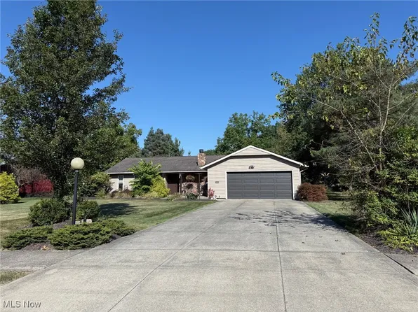 15222 High Point, Strongsville, OH 44136