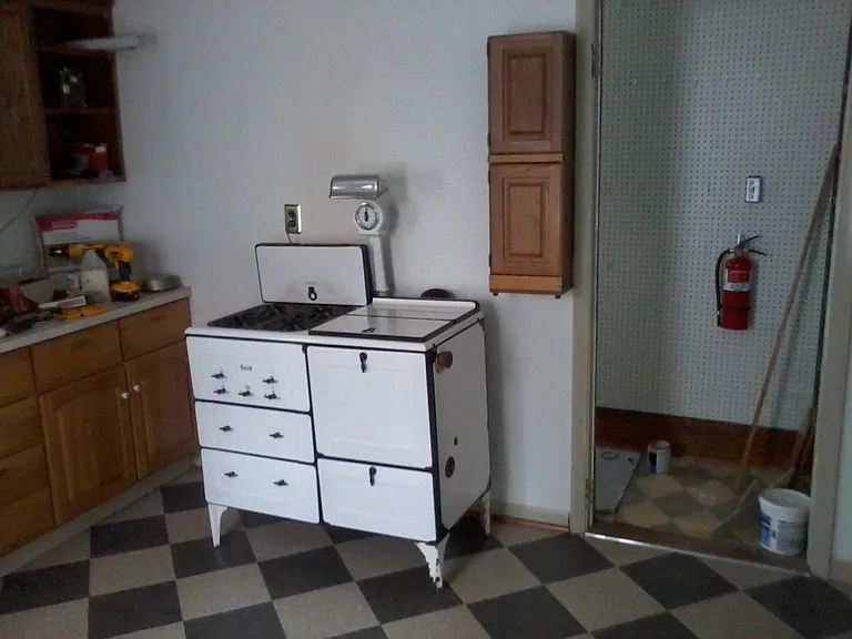 Kitchen Stove