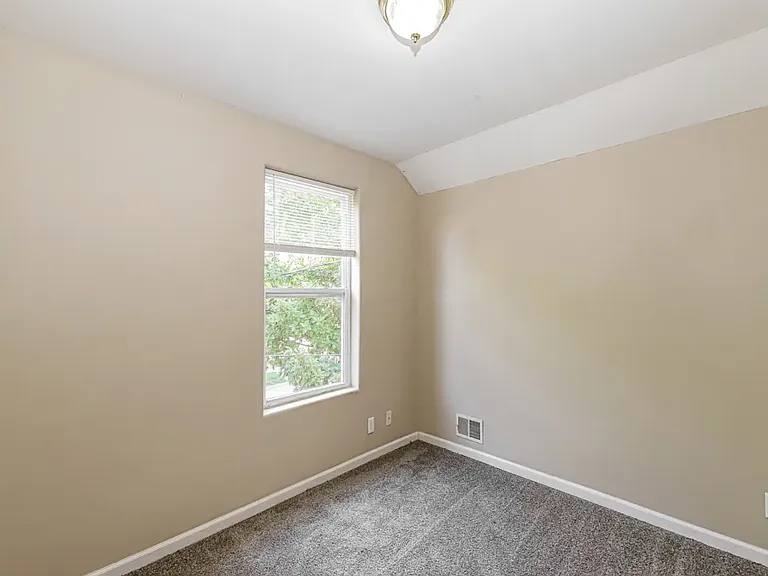 1214 E Galena Blvd — Photo 7