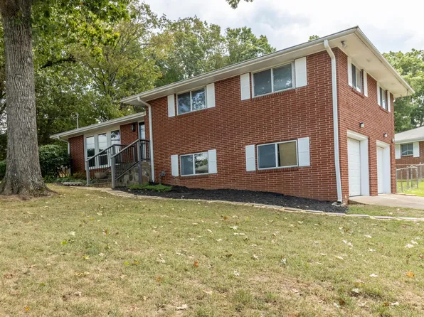 92 Robin Ann Ln, Fort Oglethorpe, GA 30742