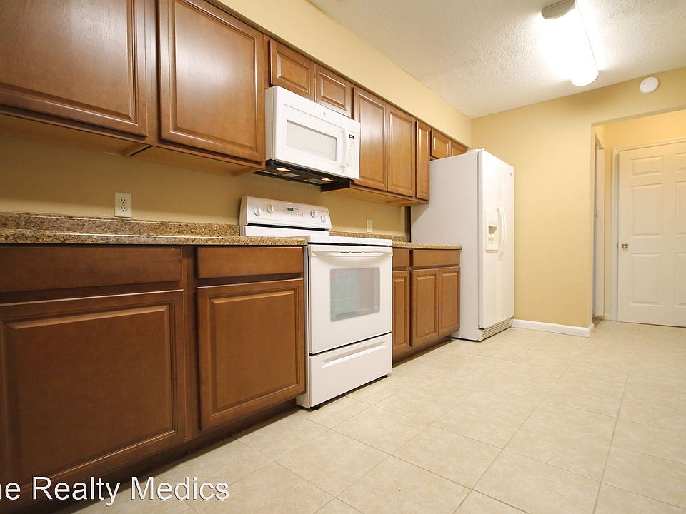 1st image of 13606 SE 48th Ct