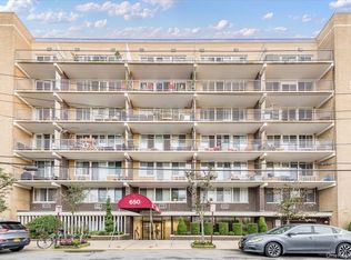 650 Shore Road #5P, Long Beach, NY 11561