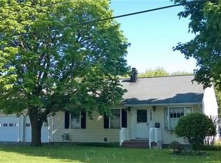 1429 Cranbrook Dr, Hermitage, PA 16148