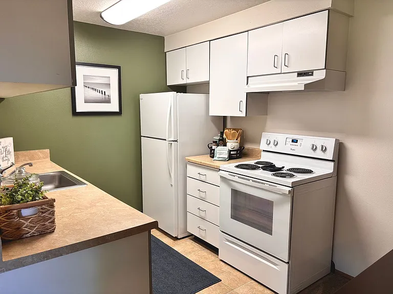 The Heights Apartments — Photo 1